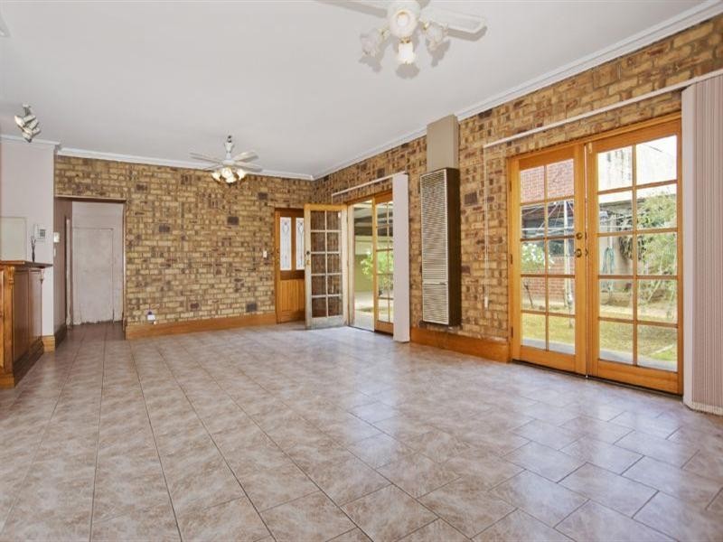 6 Ashford Road, Keswick SA 5035