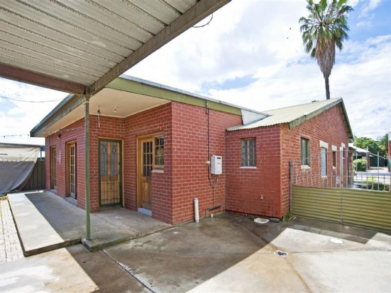 6 Ashford Road, Keswick SA 5035