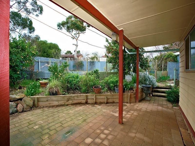 84 Brentwood Drive, Huntfield Heights SA 5163