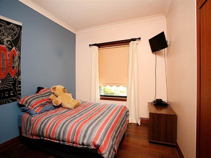 1 Horseshoe Drive, Woodcroft SA 5162