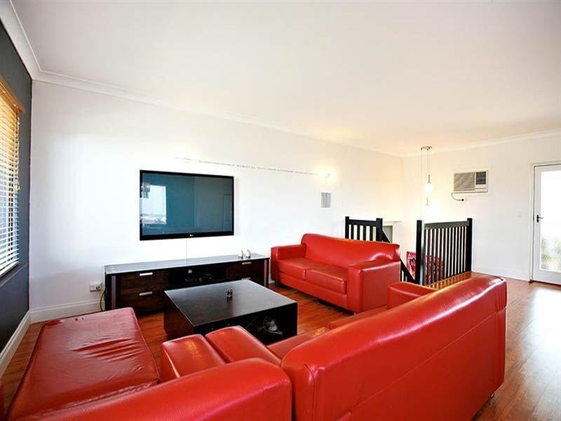 26 Bathurst Avenue, Moana SA 5169