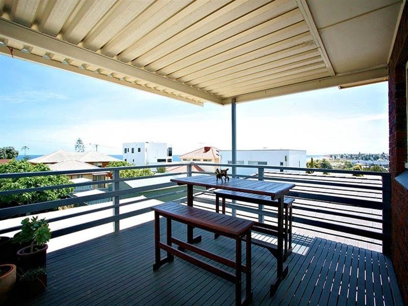 26 Bathurst Avenue, Moana SA 5169