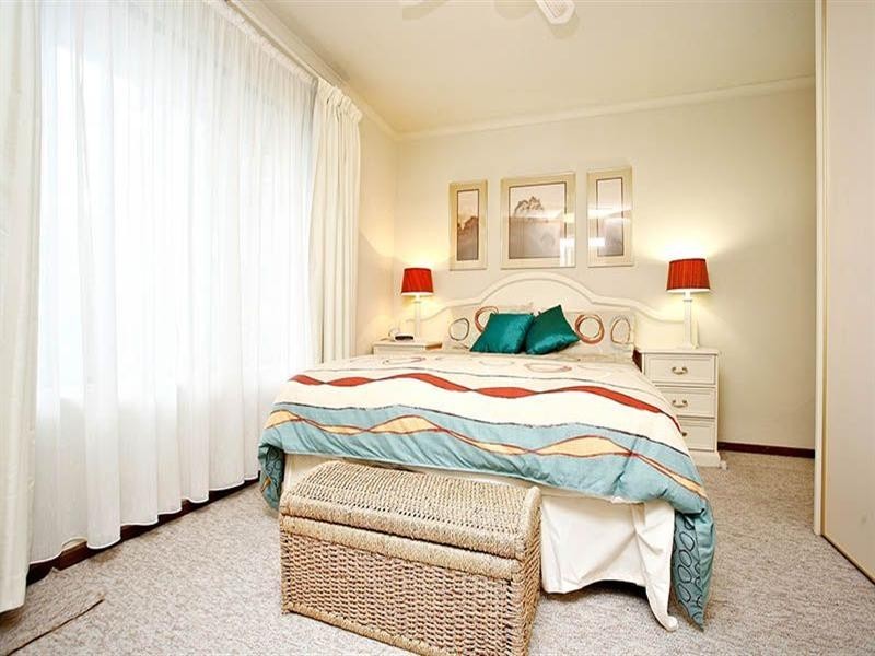 10 Tripoli Road, Happy Valley SA 5159