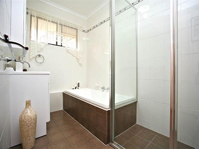 10 Tripoli Road, Happy Valley SA 5159