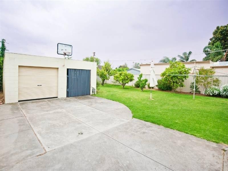 24 Moore Street, Somerton Park SA 5044