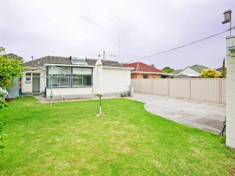 24 Moore Street, Somerton Park SA 5044