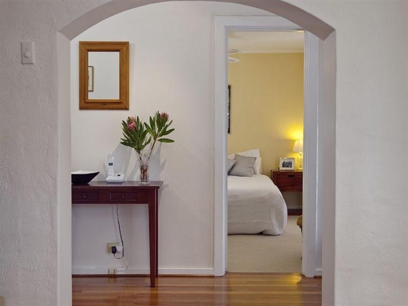 6 Roslind Street, Kensington Gardens SA 5068