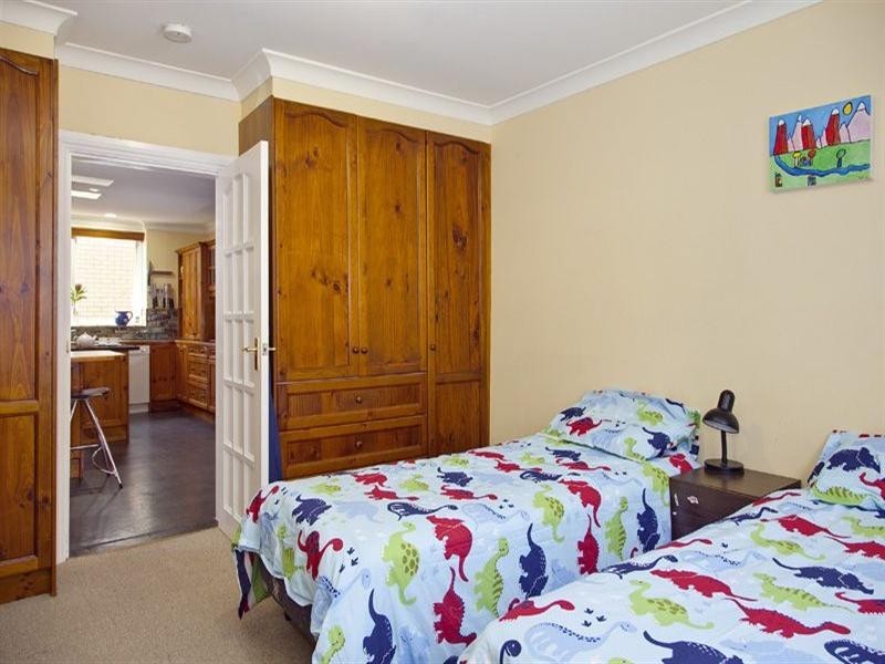 6 Roslind Street, Kensington Gardens SA 5068