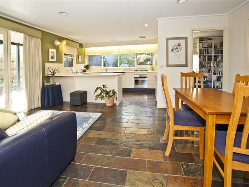 5 Monaro Court, Vermont South VIC 3133