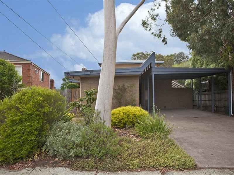 70 King Arthur Drive, Glen Waverley VIC 3150