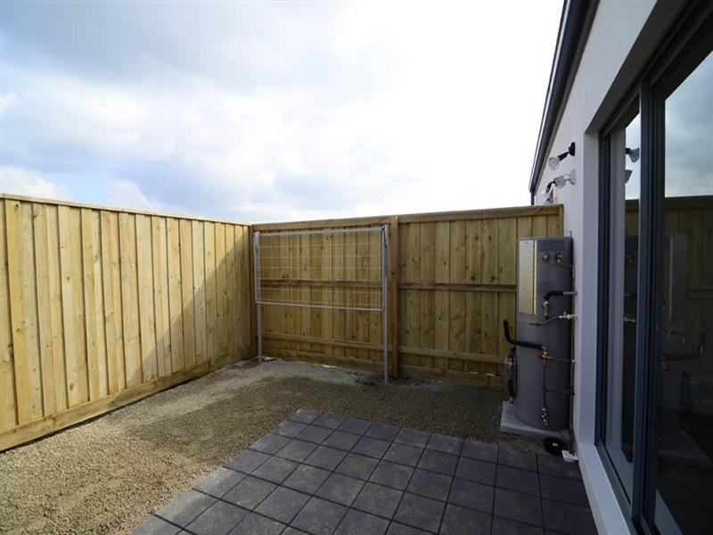 36 Brunton Crescent, Mulgrave VIC 3170