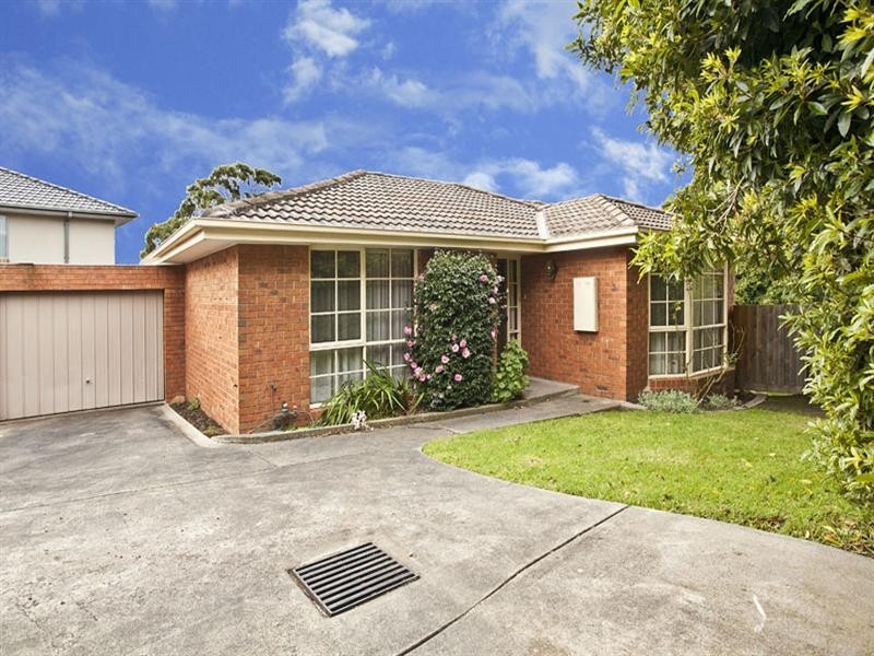 3/4 Saladin Avenue, Glen Waverley VIC 3150