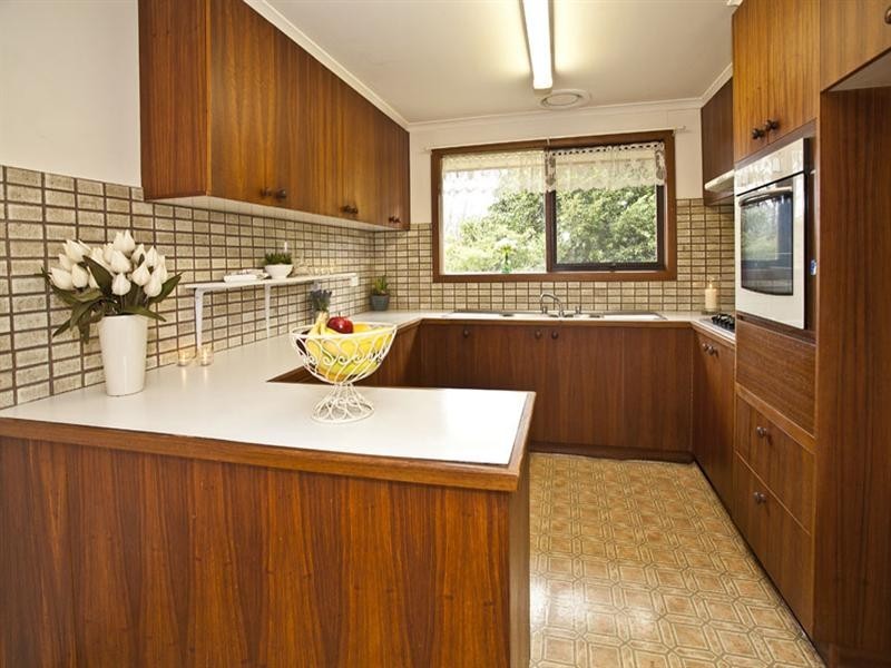 3/4 Saladin Avenue, Glen Waverley VIC 3150