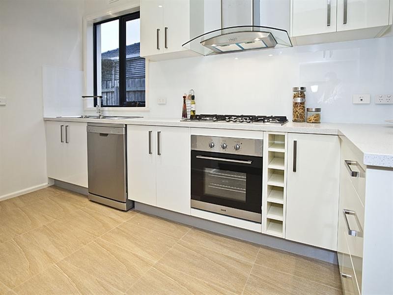 1/15 Juniper Avenue, Glen Waverley VIC 3150