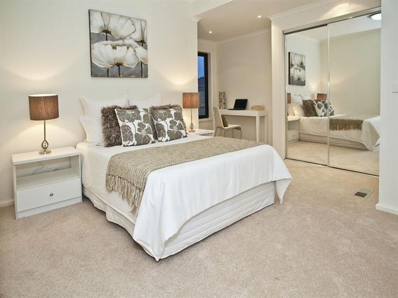 1/15 Juniper Avenue, Glen Waverley VIC 3150