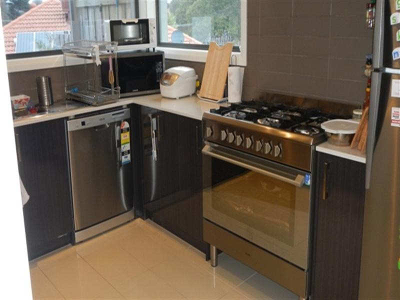 8/24-26 Adrienne Crescent, Mount Waverley VIC 3149