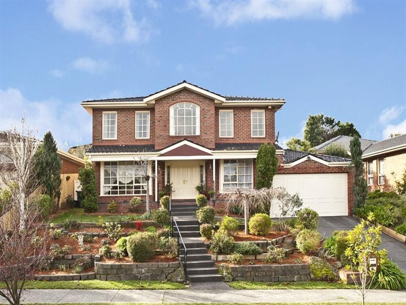 17 Atheldene Drive, Glen Waverley VIC 3150