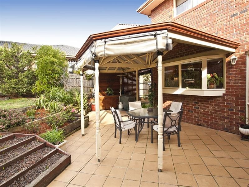 17 Atheldene Drive, Glen Waverley VIC 3150