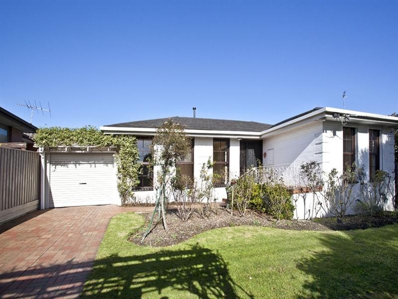 34 Catherine Avenue, Mount Waverley VIC 3149