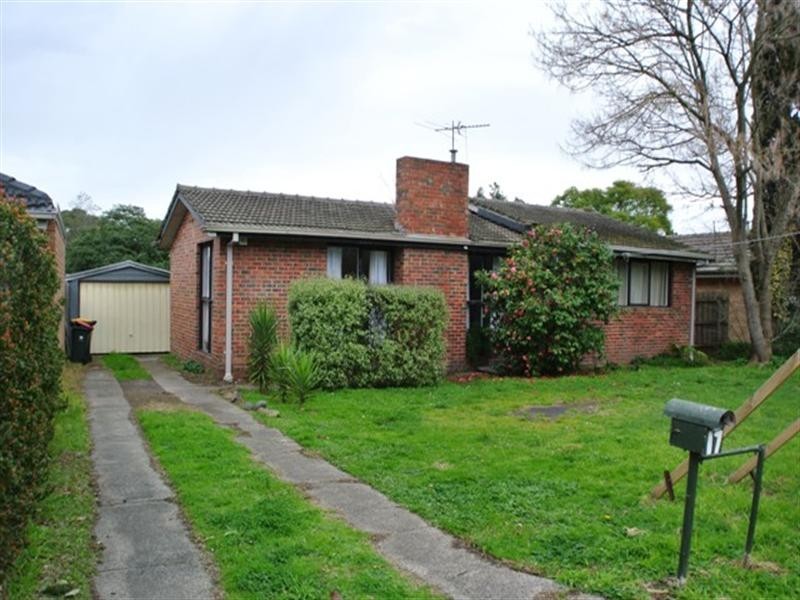 17 Westerfield Drive, Notting Hill VIC 3168
