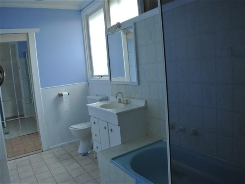 17 Westerfield Drive, Notting Hill VIC 3168