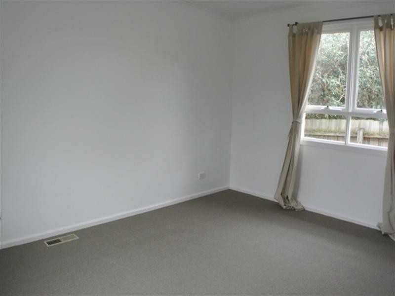 17 Westerfield Drive, Notting Hill VIC 3168