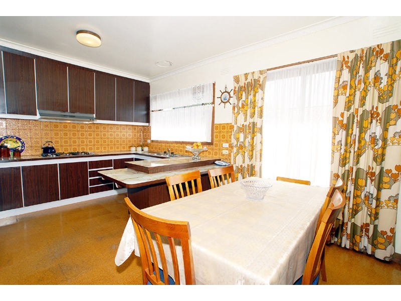 3 Canova Drive, Glen Waverley VIC 3150