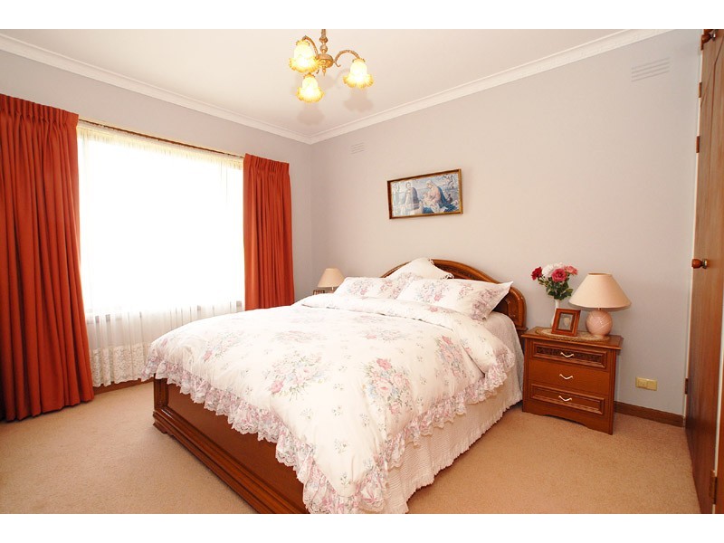 3 Canova Drive, Glen Waverley VIC 3150