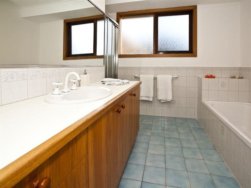 5 Mundara Court, Glen Waverley VIC 3150