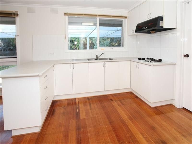 55 Capital Avenue, Glen Waverley VIC 3150