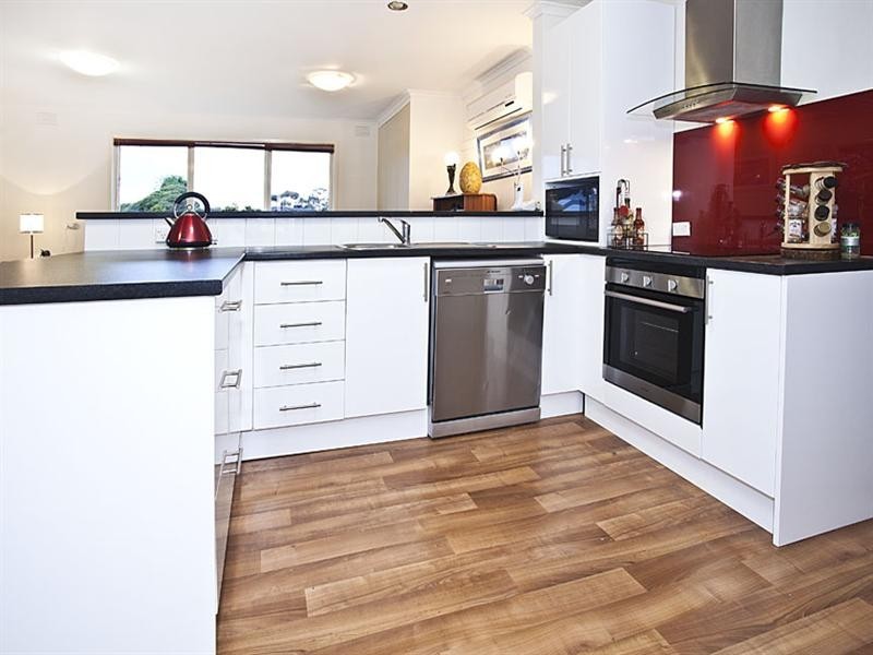 4 Kambara Drive, Mulgrave VIC 3170