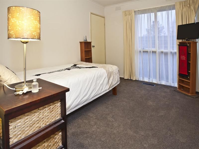 4 Kambara Drive, Mulgrave VIC 3170