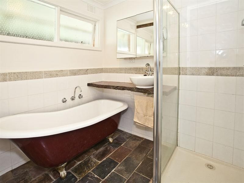 848 High Street Road, Glen Waverley VIC 3150