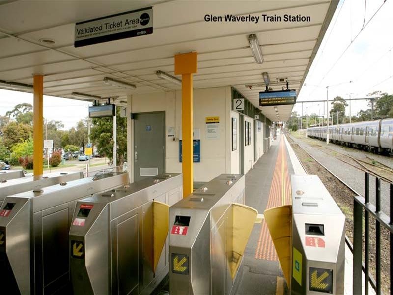 848 High Street Road, Glen Waverley VIC 3150