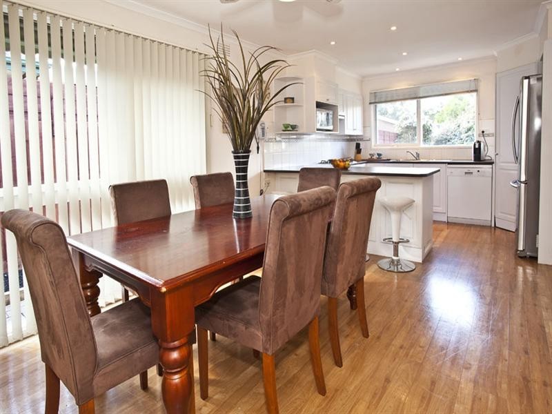 23 Lascelle Drive, Vermont South VIC 3133