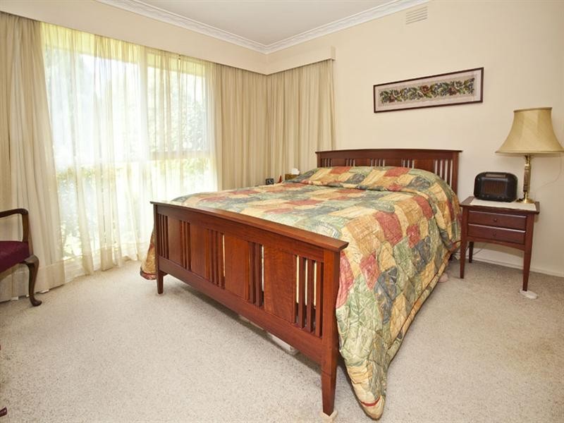 17 Sanday Street, Glen Waverley VIC 3150