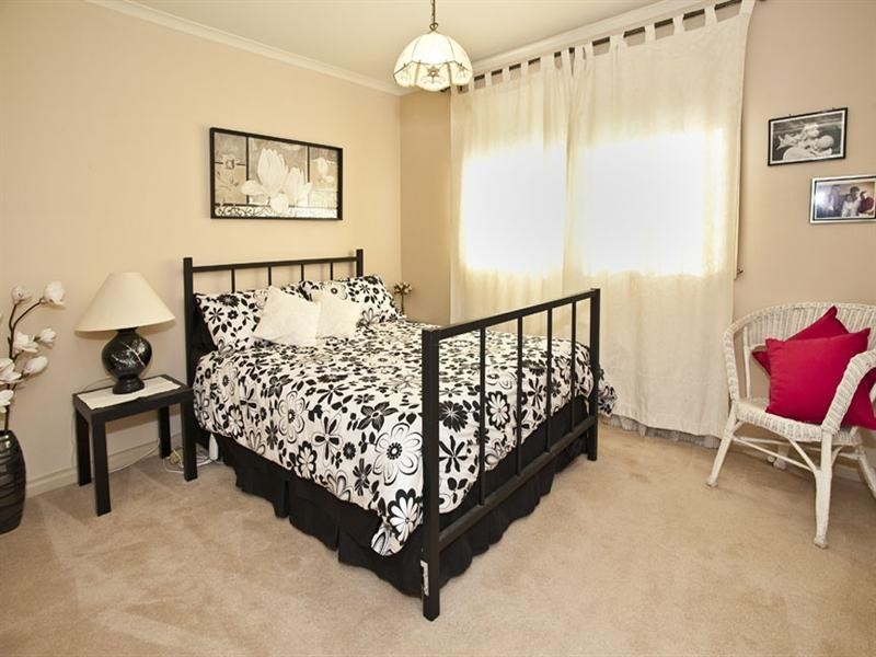 4 Cheevers Close, Ringwood East VIC 3135