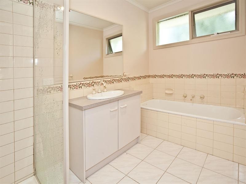 4 Cheevers Close, Ringwood East VIC 3135