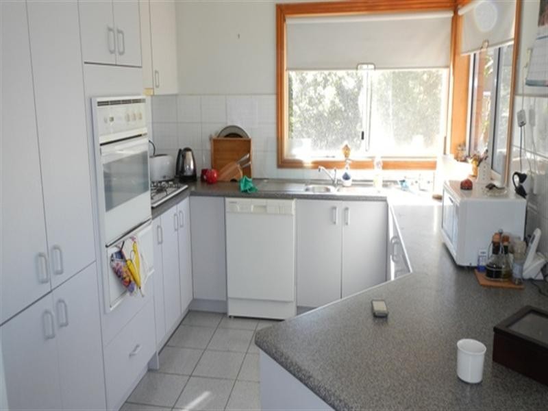 1/6 Rheanva Street, Berwick VIC 3806