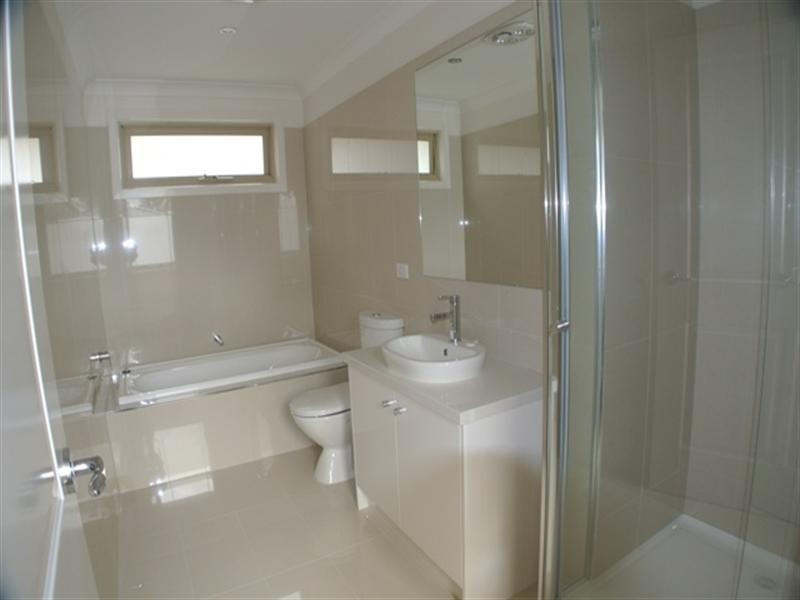 1/41 Summit Crescent, Glen Waverley VIC 3150