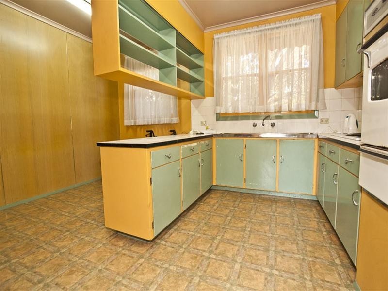 4 Morocco Court, Glen Waverley VIC 3150