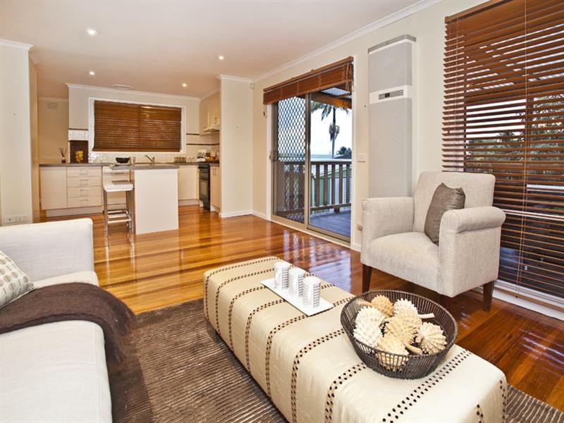 14 Julius Crescent, Noble Park North VIC 3174