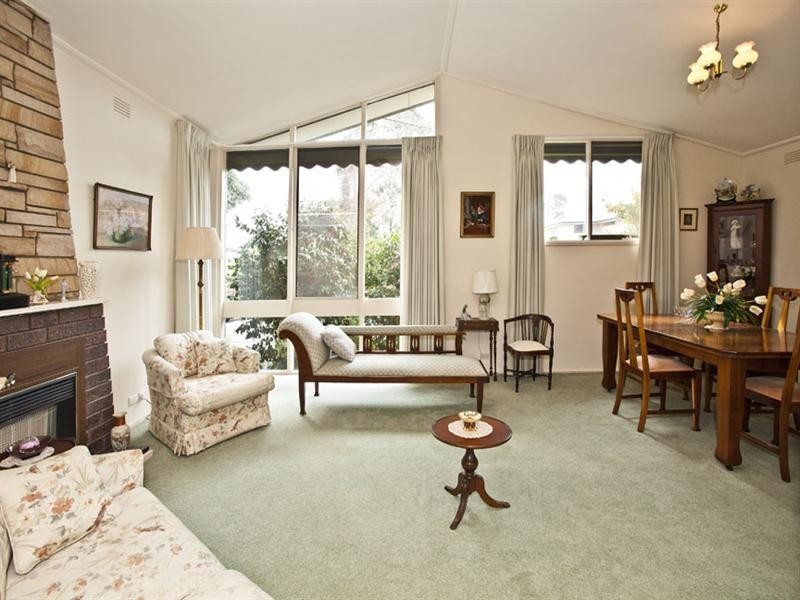 50 Greenways Road, Glen Waverley VIC 3150