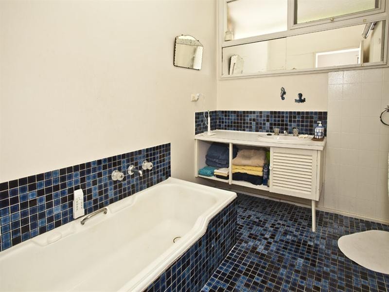 50 Greenways Road, Glen Waverley VIC 3150