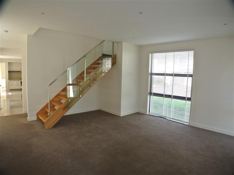 10 Exhibition Drive, Mulgrave VIC 3170