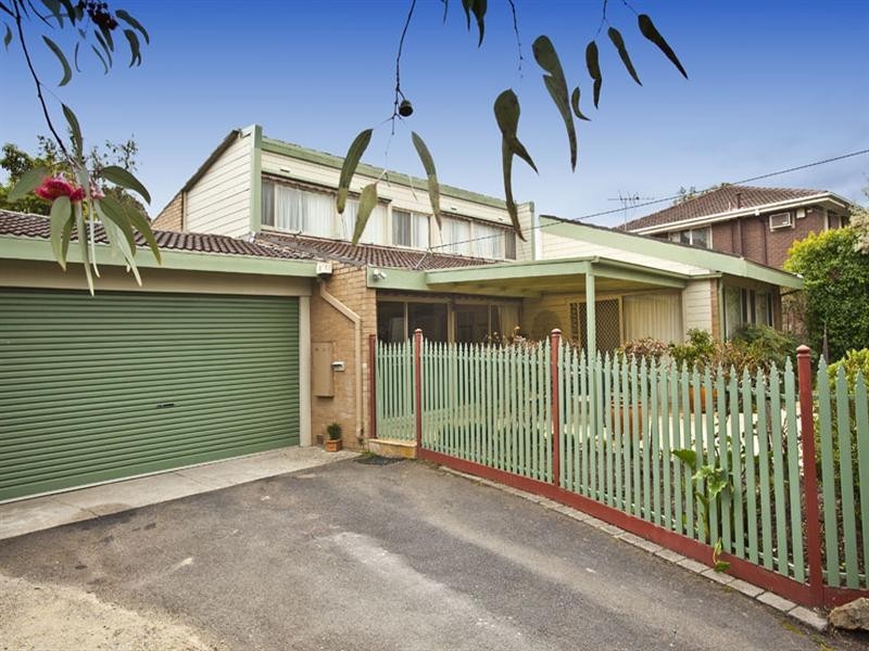 68 Remington Drive, Glen Waverley VIC 3150