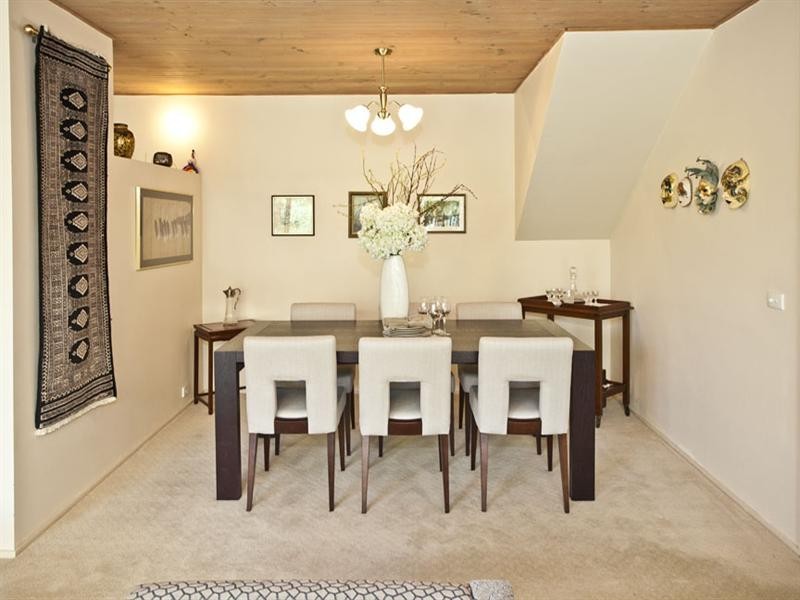 68 Remington Drive, Glen Waverley VIC 3150