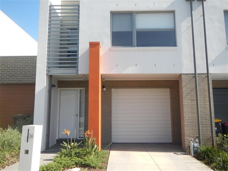36 Brunton Crescent, Mulgrave VIC 3170