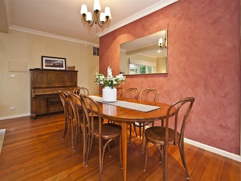 2 Morocco Court, Glen Waverley VIC 3150