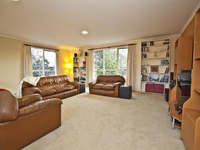 2 Morocco Court, Glen Waverley VIC 3150